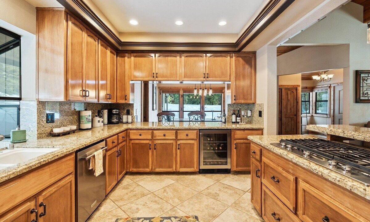 Photo of Kitchen in Shaver Lake