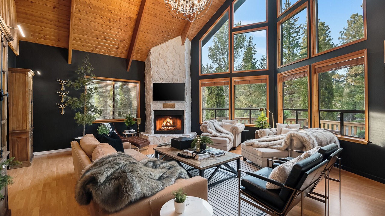 Photo of Livingroom in Munds Park