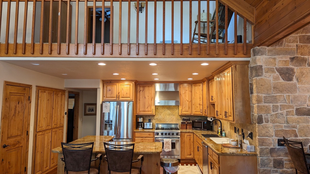 Photo of Bedroom in Munds Park