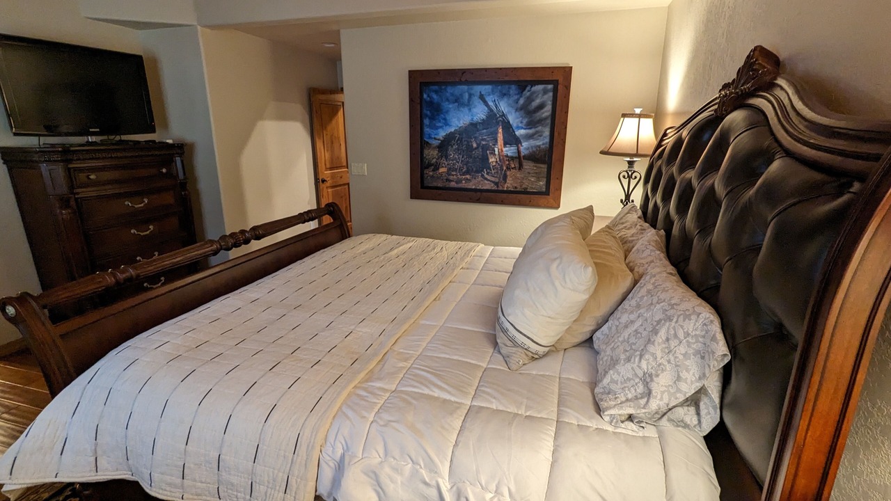 Photo of Bedroom in Munds Park