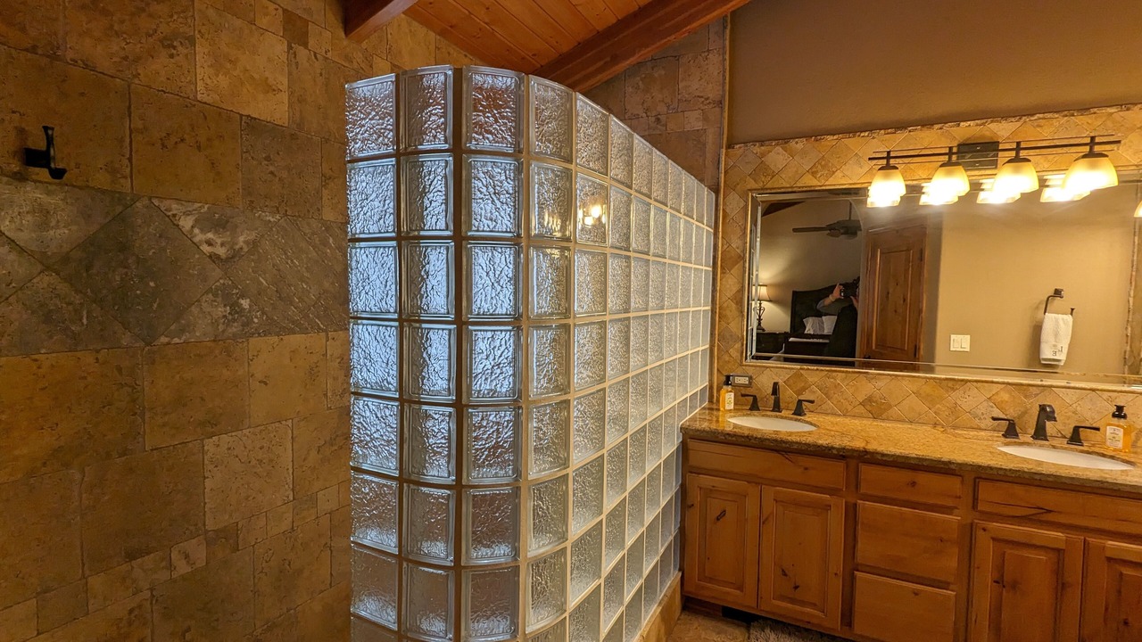 Photo of Bathroom in Munds Park