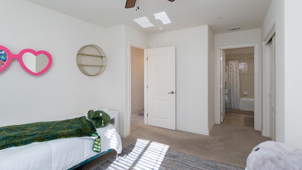Photo of Bedroom in Downtown