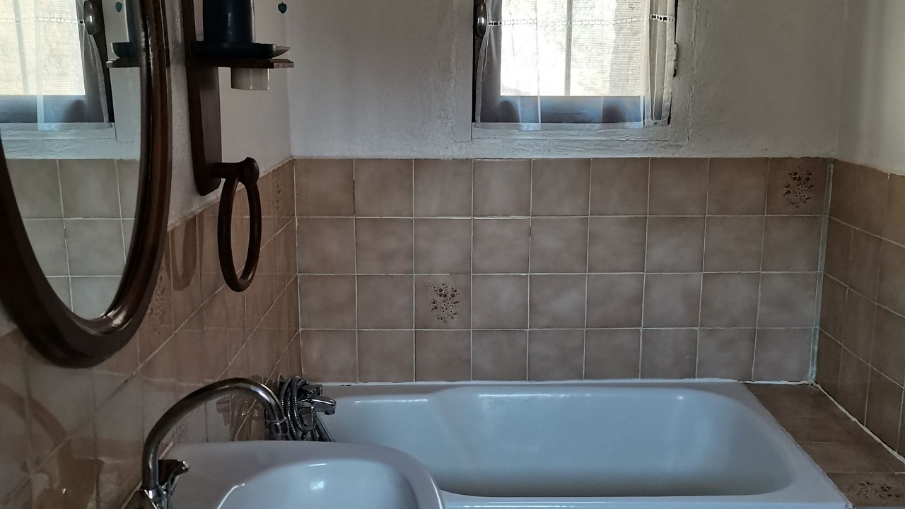 Photo of Bathroom in Renno