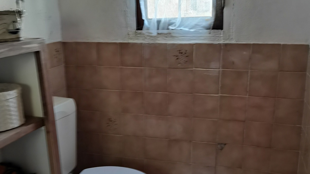 Photo of Bathroom in Renno
