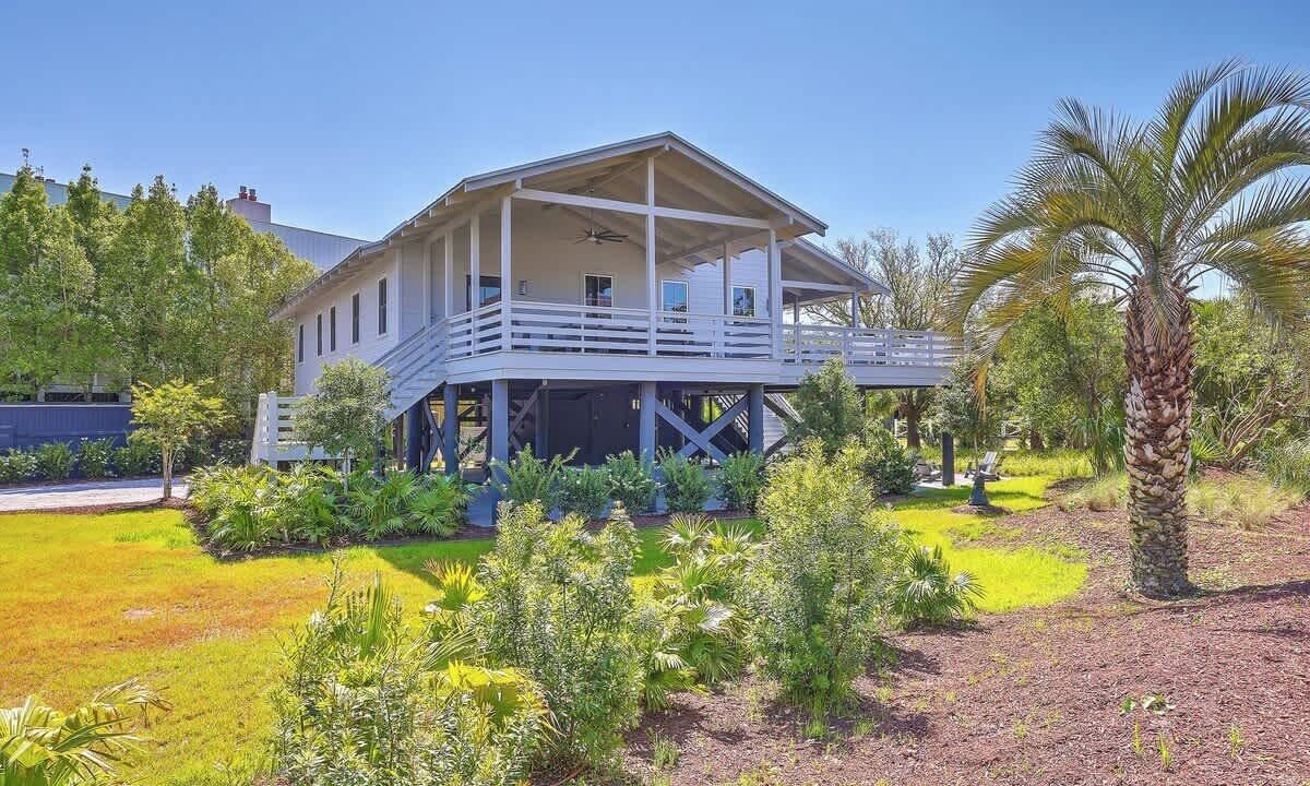 Photo of Others in Sullivan's Island