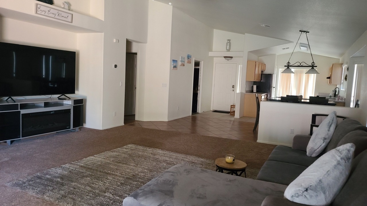 Photo of Livingroom in Parkwood Ranch