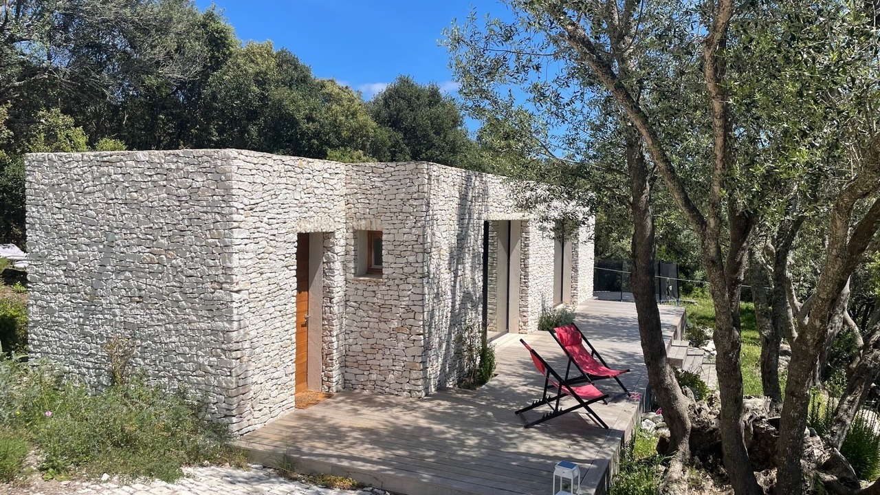 Photo of Outdoor in Bonifacio