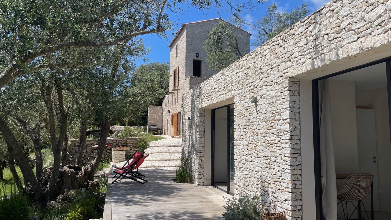 Photo of Outdoor in Bonifacio
