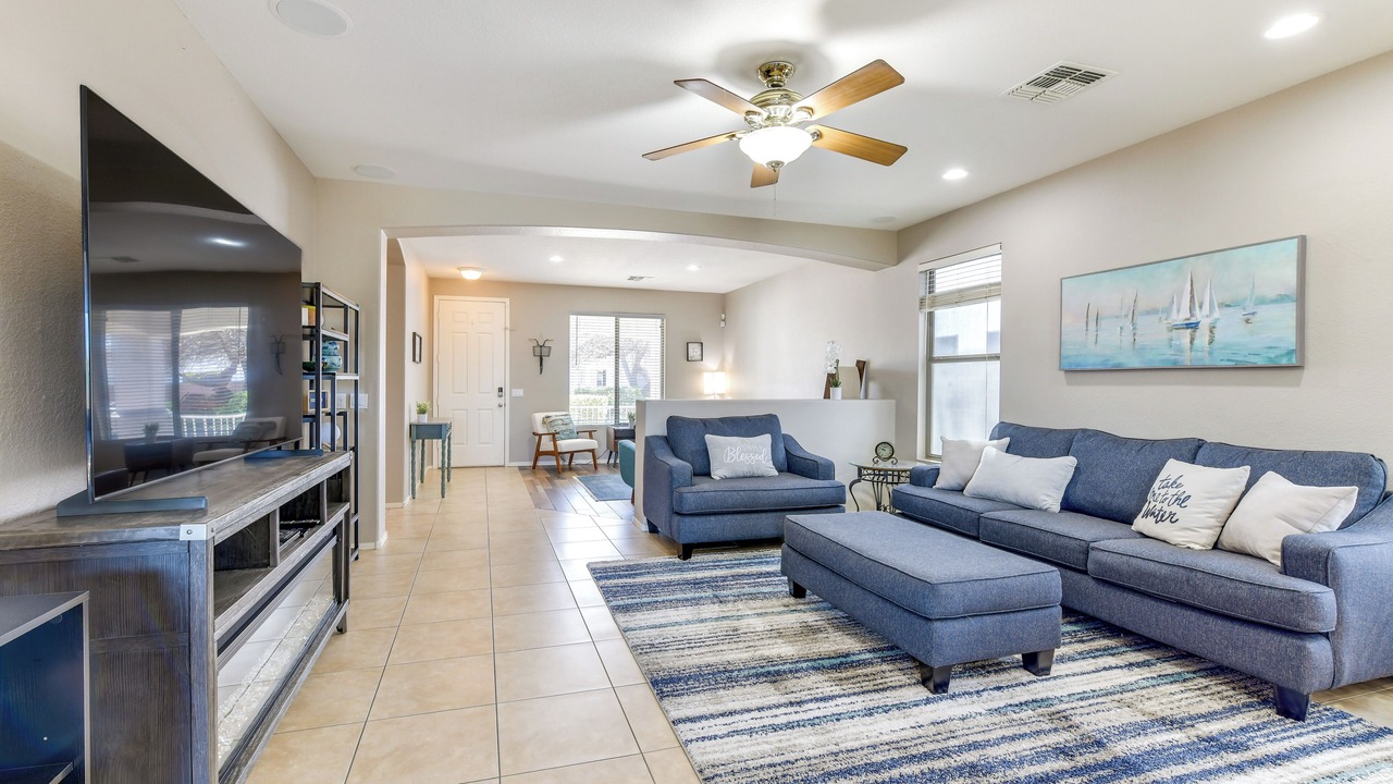 Photo of Livingroom in San Tan Valley