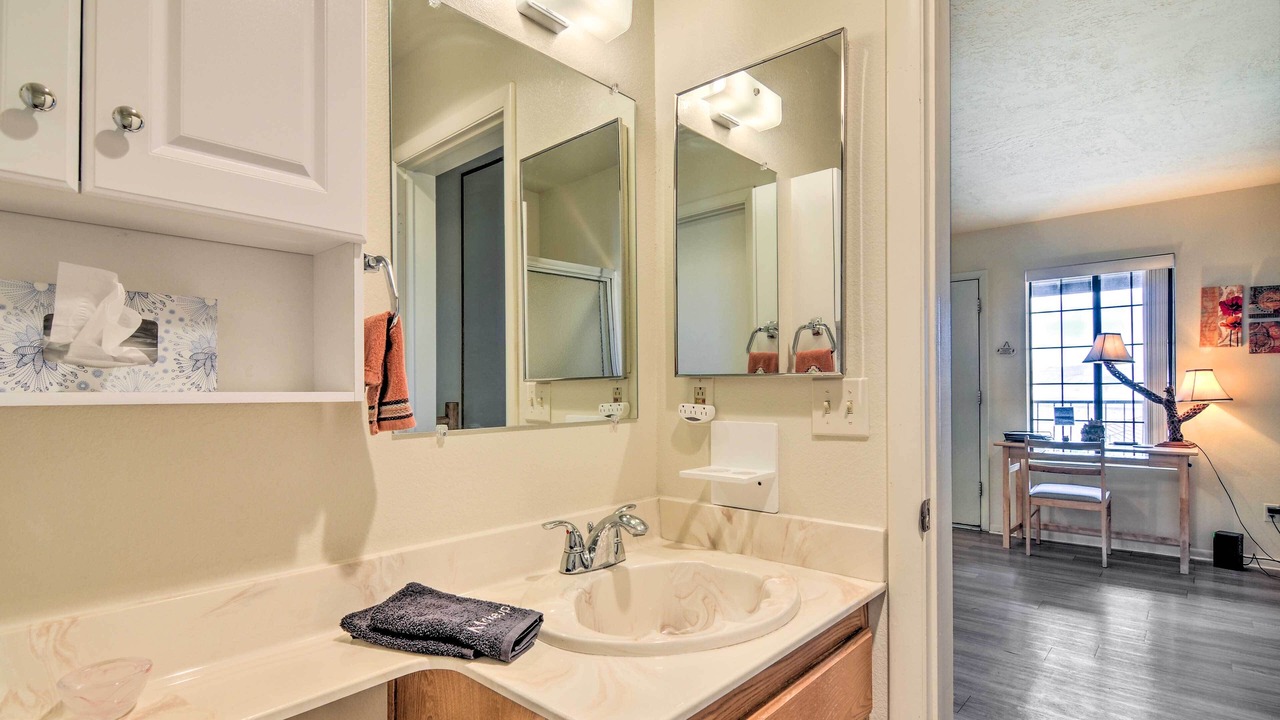 Photo of Bathroom in Greenehaven