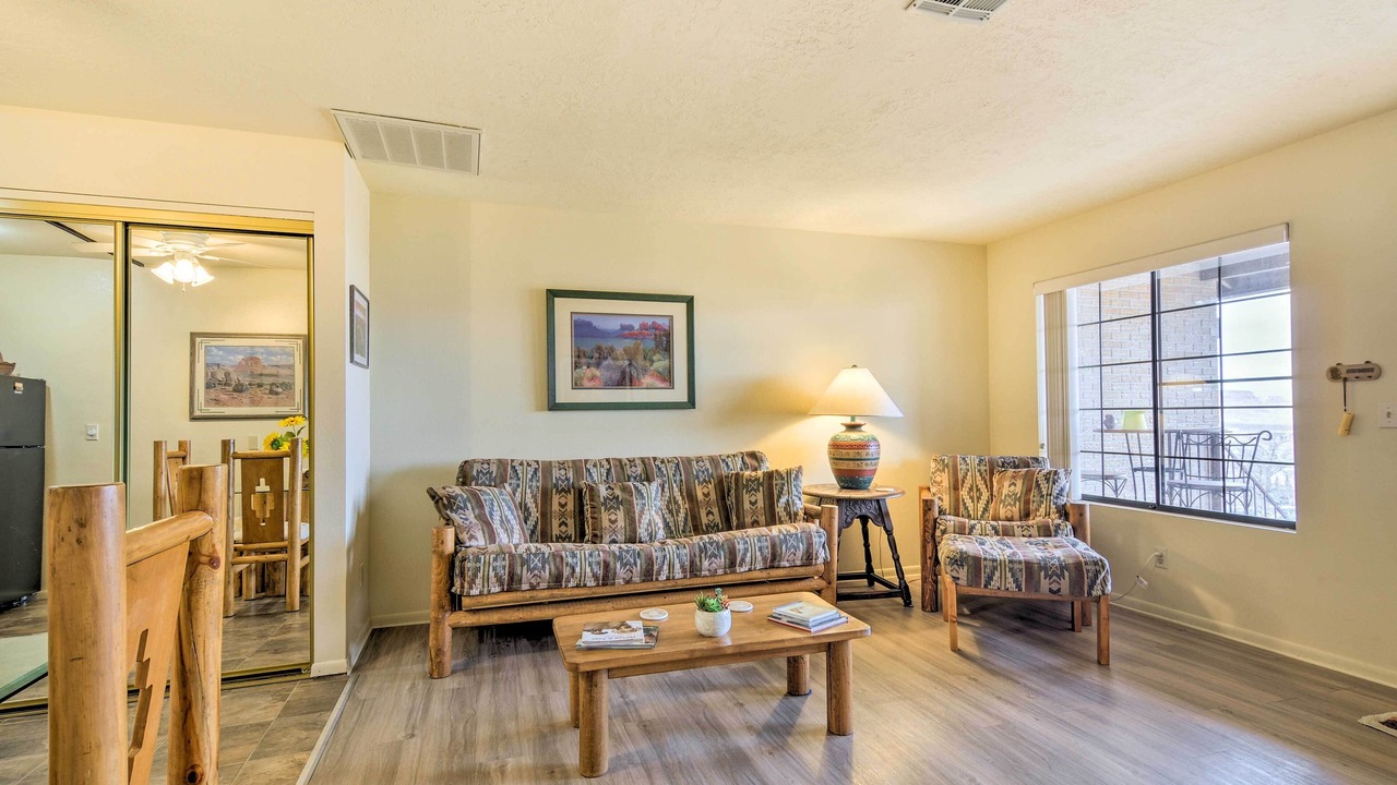 Photo of Livingroom in Greenehaven