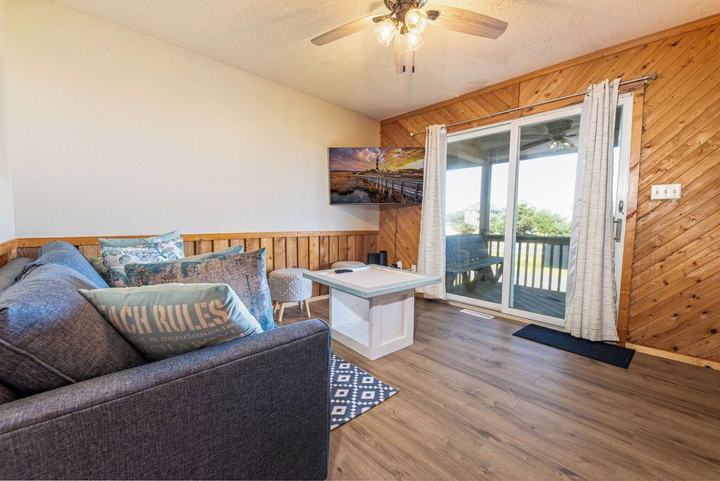 Photo of Livingroom in South Nags Head