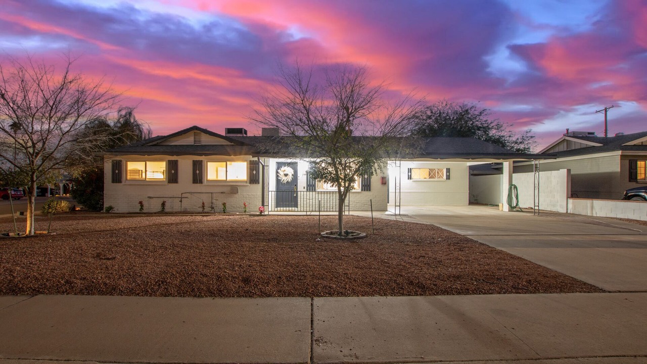 Photo of Outdoor in New Papago Parkway