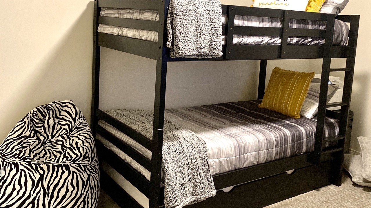 Photo of Bedroom in Central Scottsdale