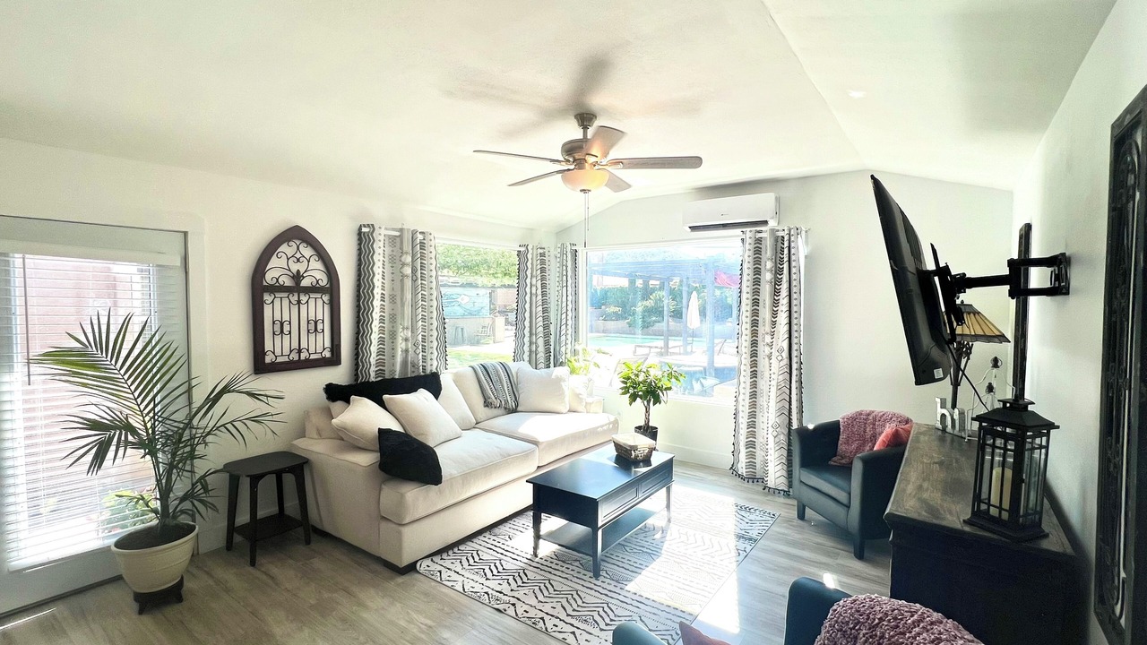 Photo of Livingroom in San Tan Valley