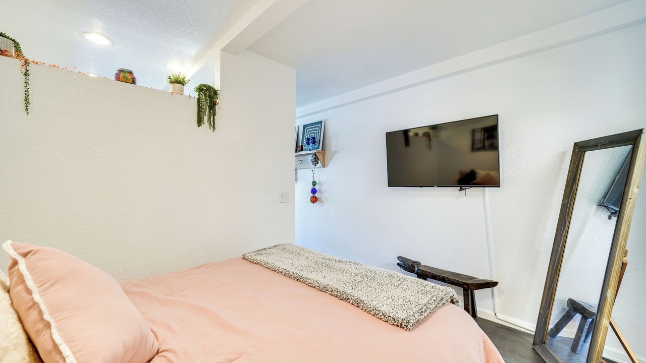 Photo of Bedroom in Parker Strip