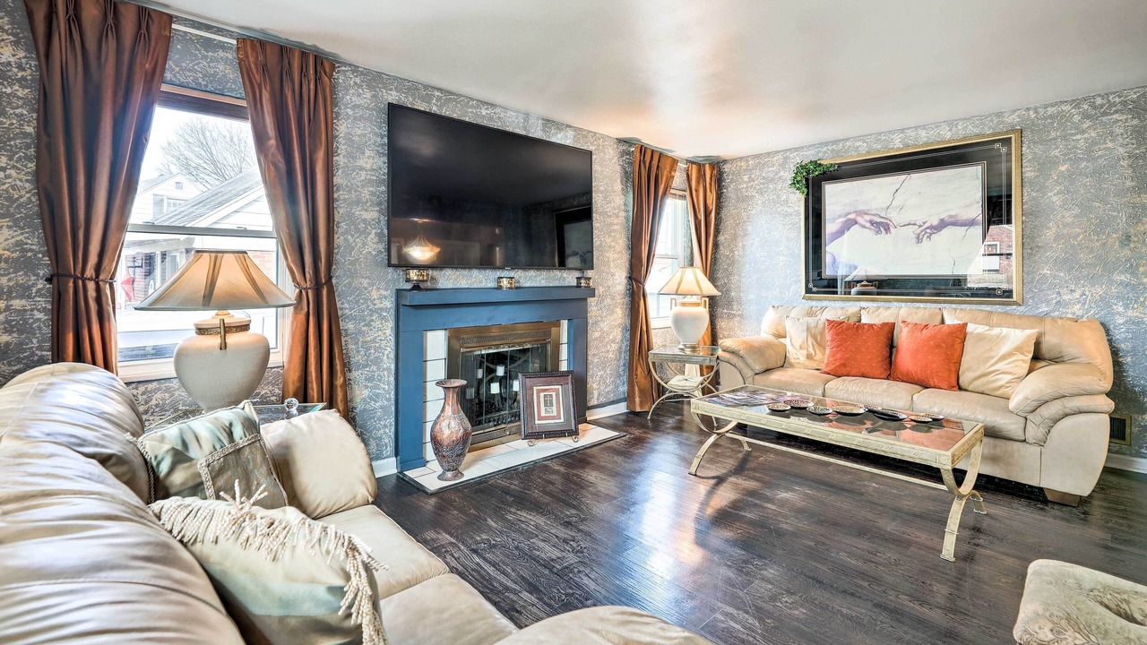 Photo of Livingroom in Shiloh