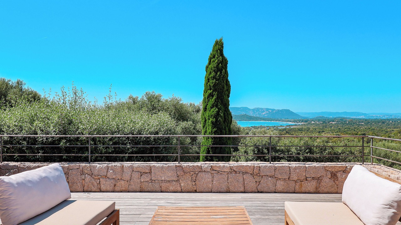 Photo of Outdoor in Cirendinu