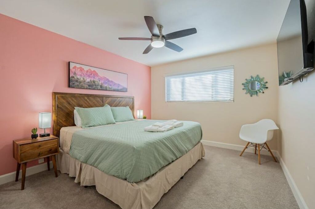 Photo of Bedroom in Papago Parkway
