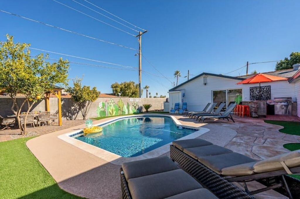 Photo of Outdoor in Papago Parkway