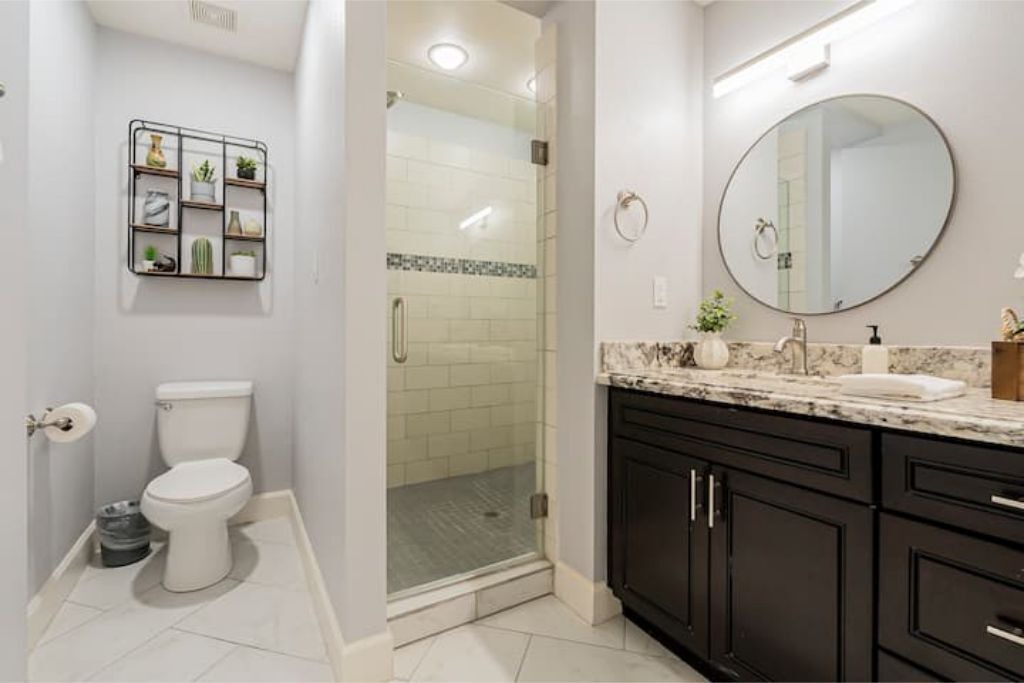Photo of Bathroom in Papago Parkway