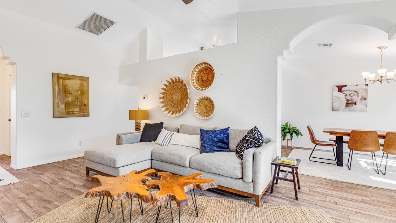 Photo of Livingroom in Oro Valley