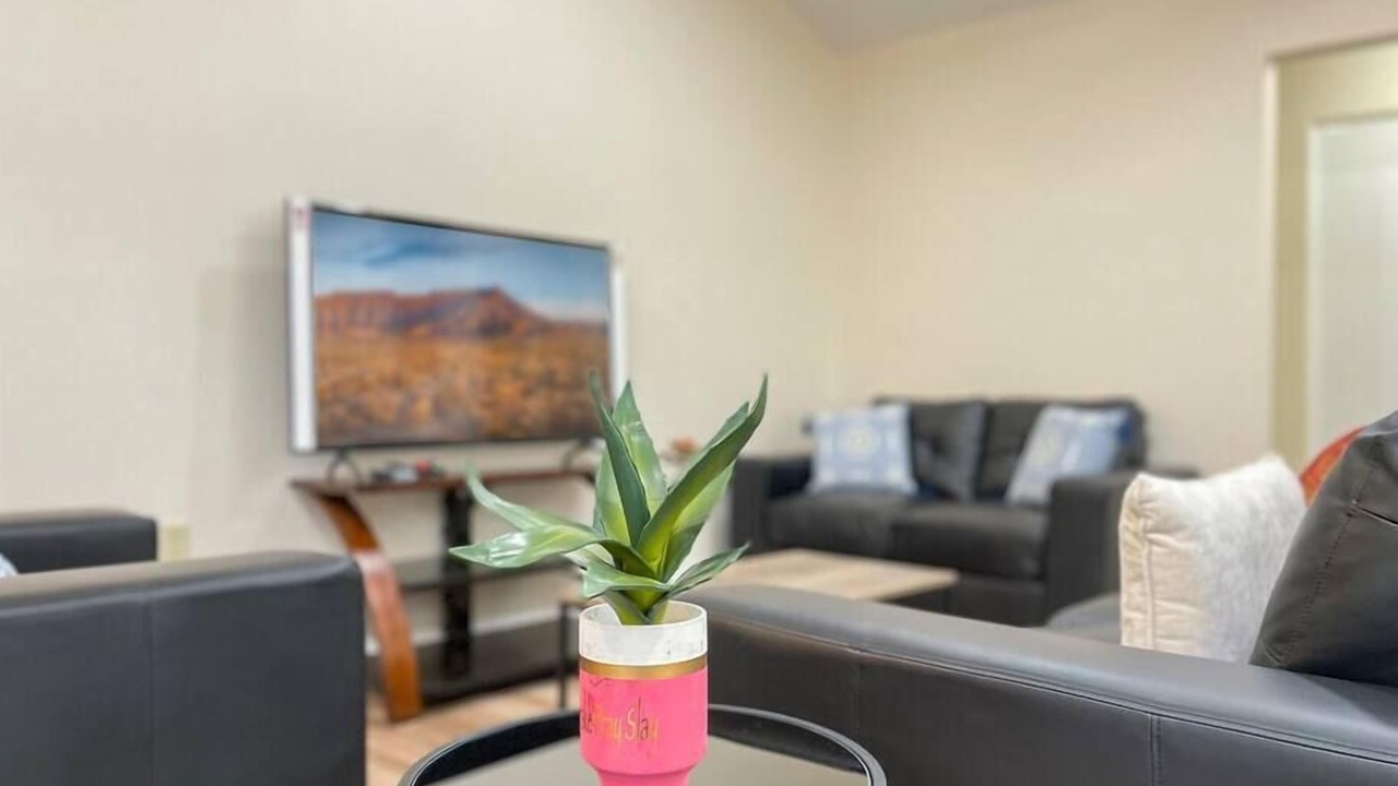 Photo of Livingroom in Chandler