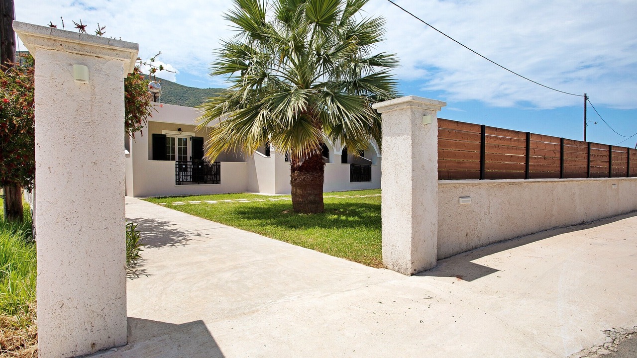 Photo of Outdoor in Alykes