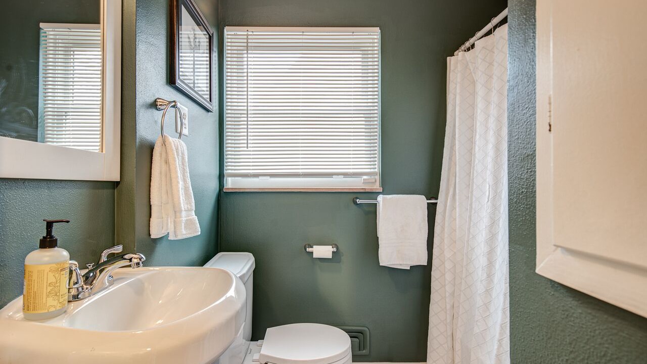 Photo of Bathroom in Ottawa