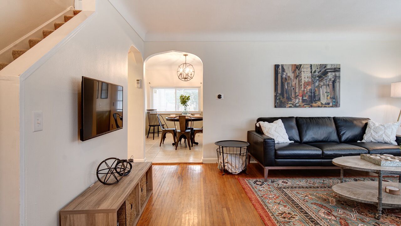 Photo of Livingroom in Ottawa