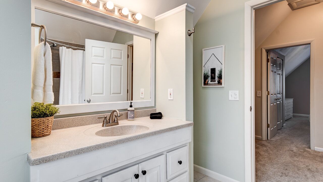 Photo of Bathroom in Ottawa