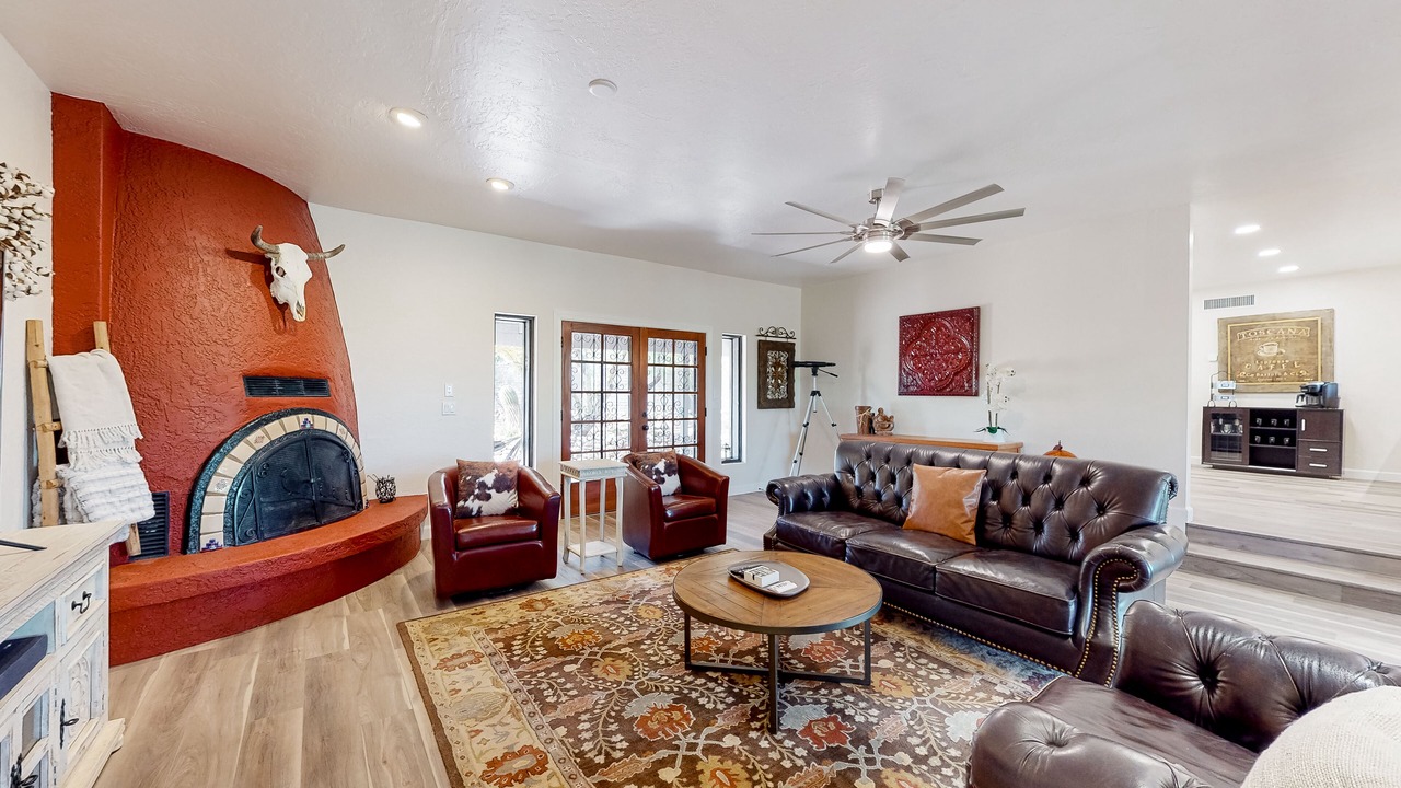 Photo of Livingroom in Tucson Estates