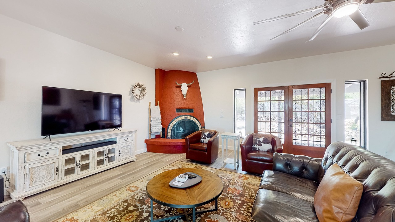 Photo of Livingroom in Tucson Estates