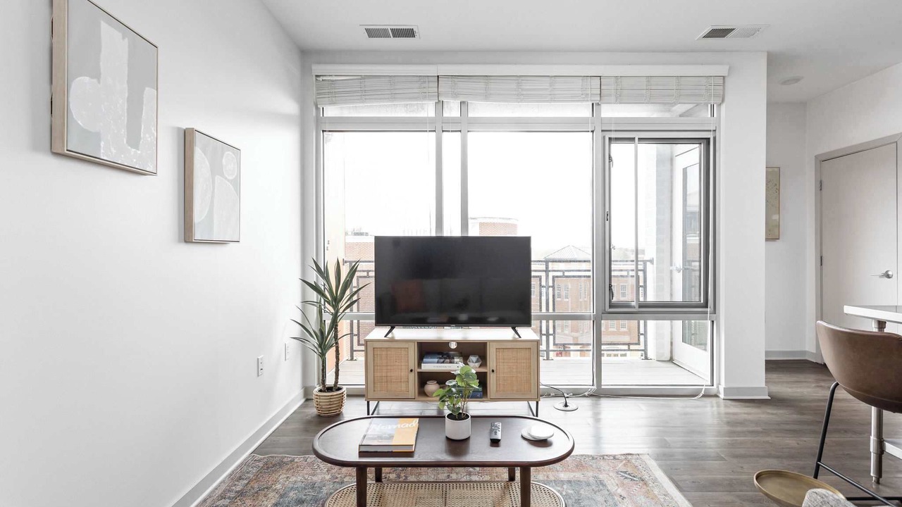 Photo of Livingroom in Downtown Indianapolis