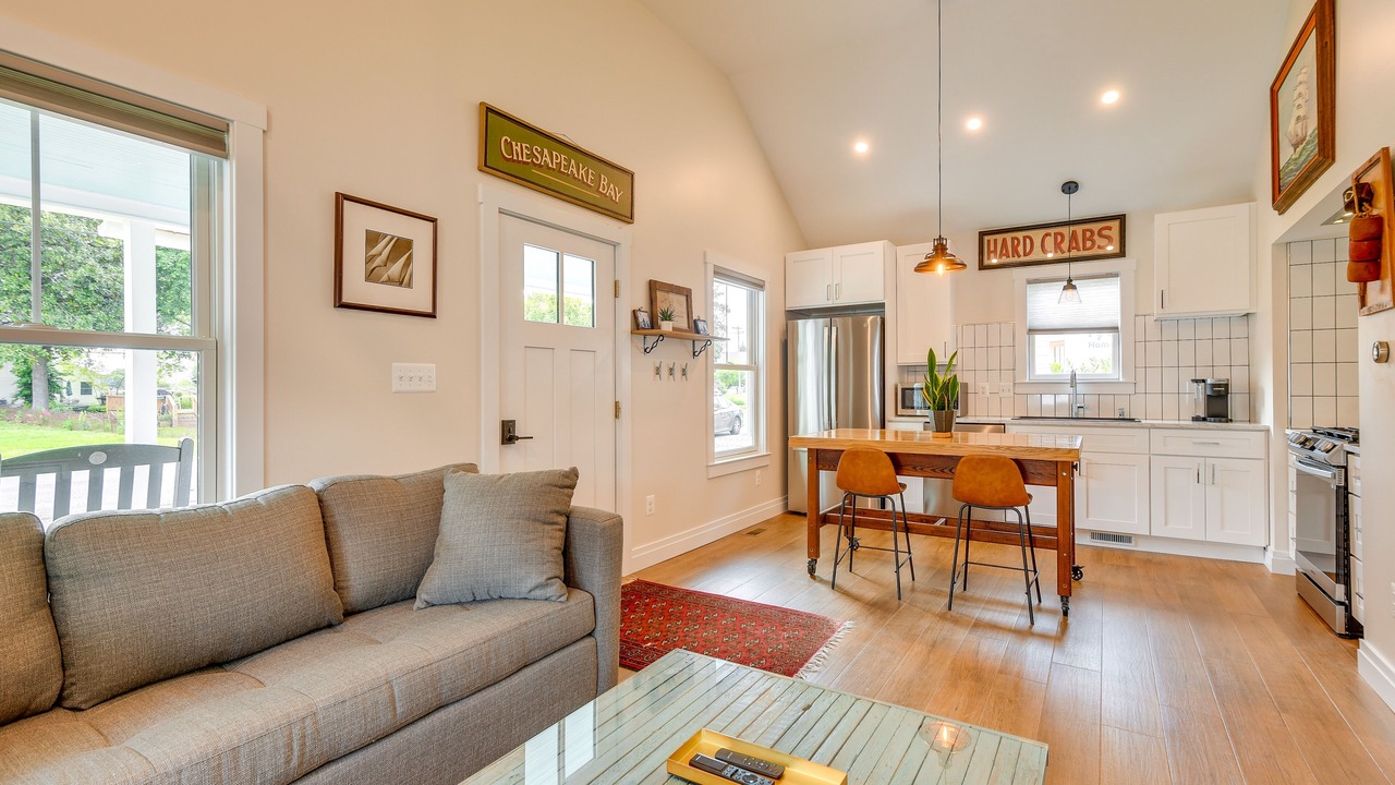 Photo of Livingroom in Solomons
