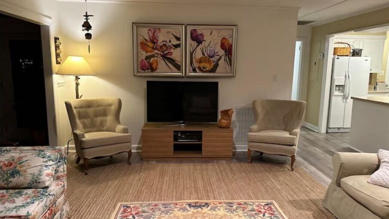 Photo of Livingroom in Newport