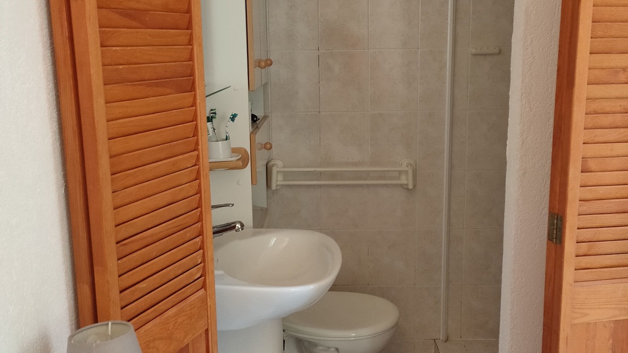 Photo of Bathroom in Lama