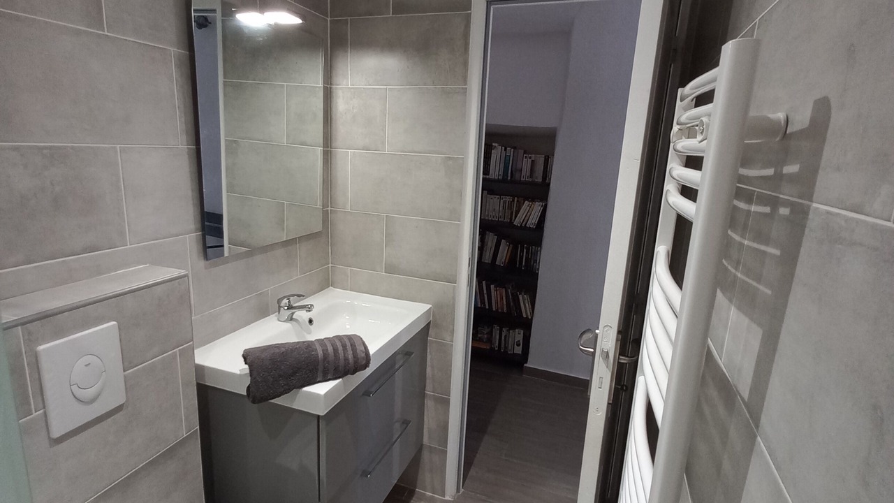 Photo of Bathroom in Lama