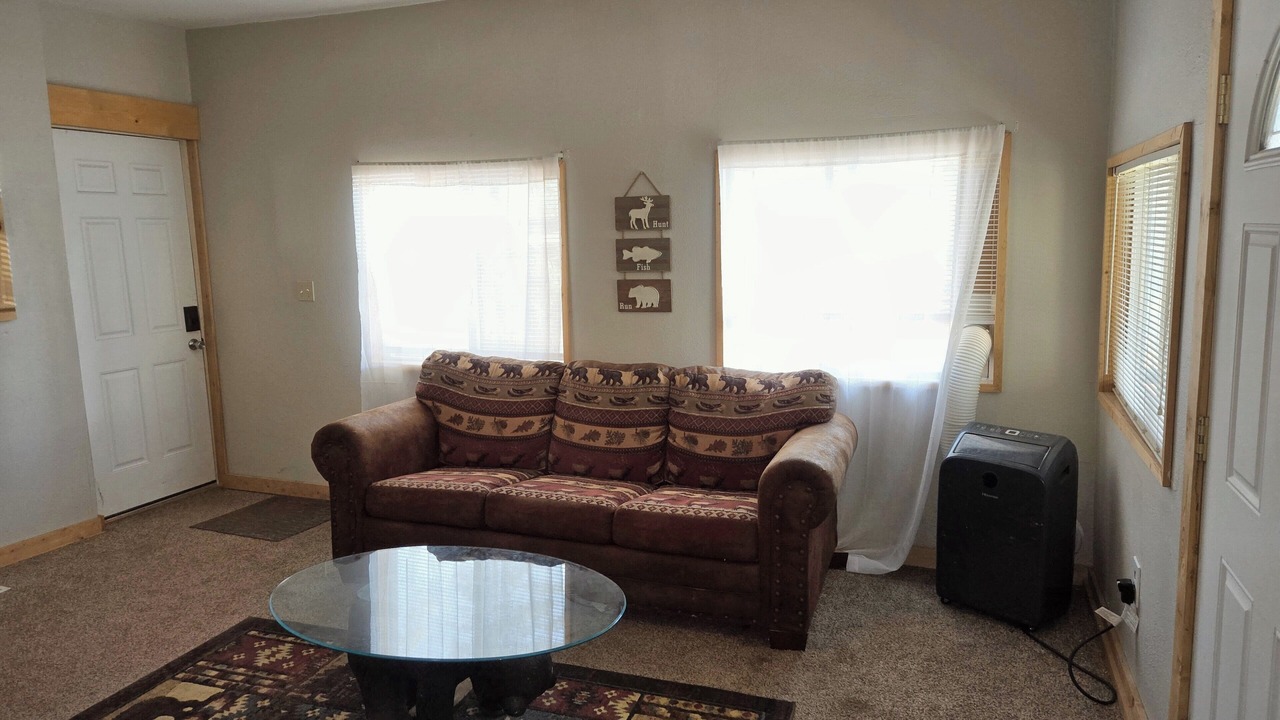 Photo of Livingroom in Garden Valley