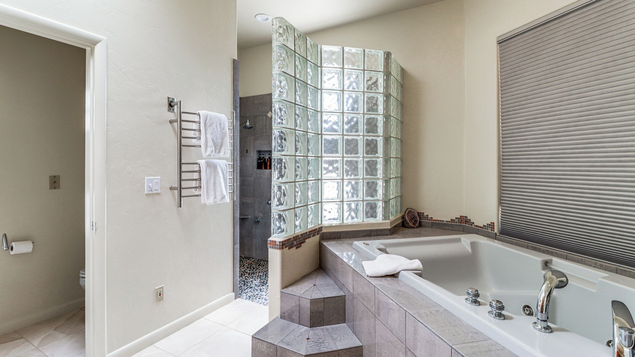 Photo of Bathroom in Oro Valley