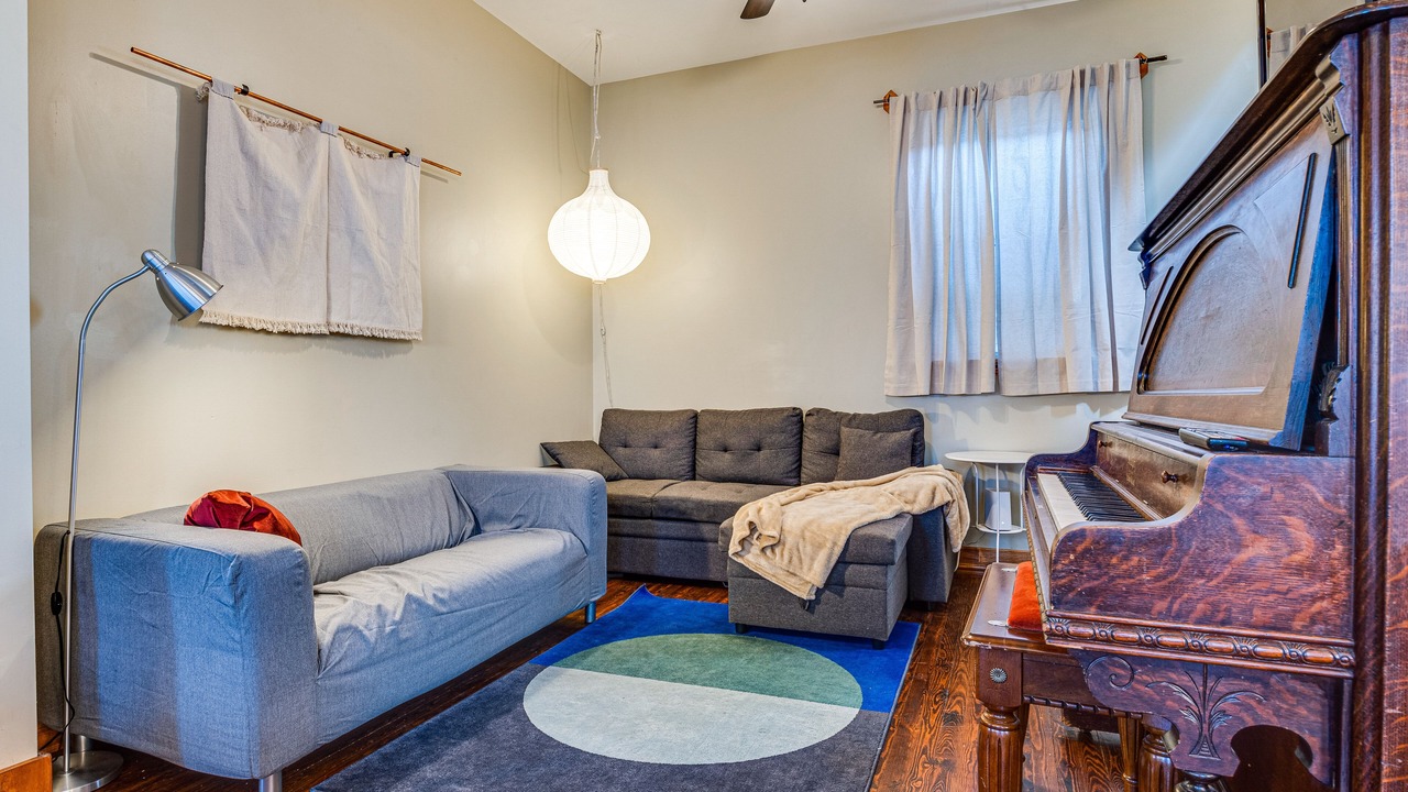 Photo of Bedroom in Fountain Square