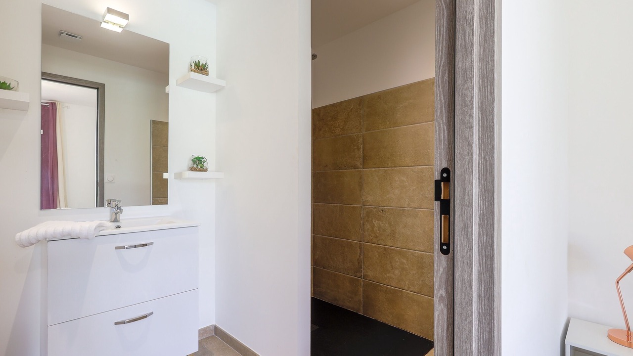 Photo of Bathroom in Belgodere