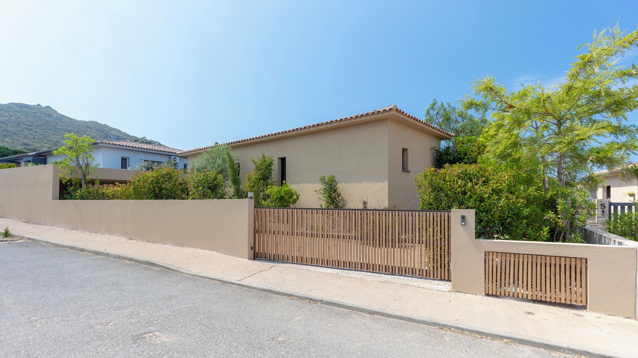 Photo of Outdoor in Figari