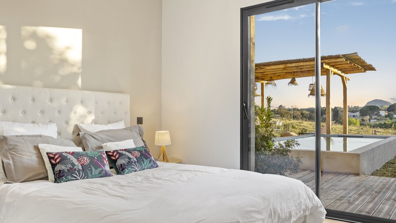 Photo of Bedroom in Figari