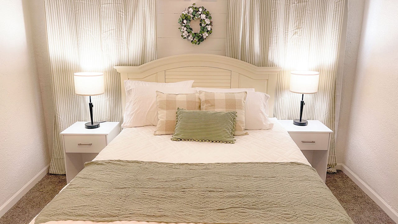 Photo of Bedroom in Thatcher