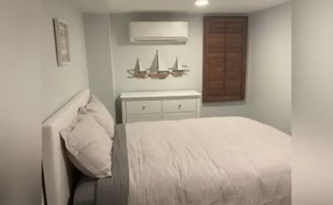 Photo of Bedroom in Holiday Shores