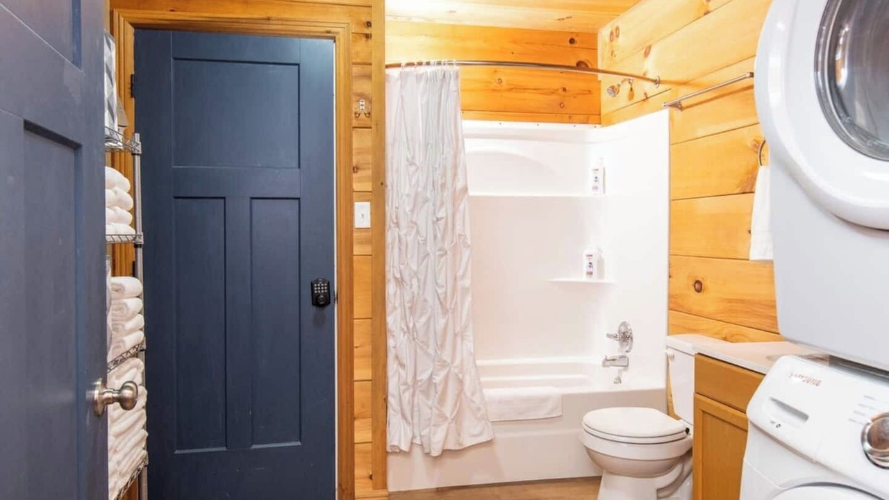 Photo of Bathroom in Stanton
