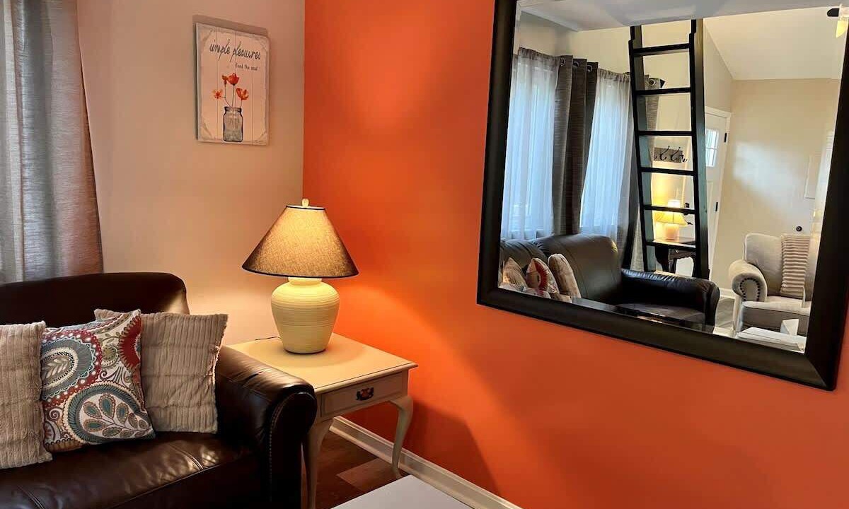 Photo of Bedroom in Edgewater