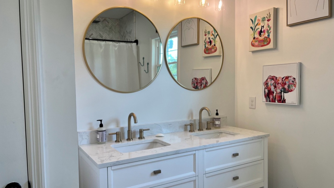 Photo of Bathroom in Manning