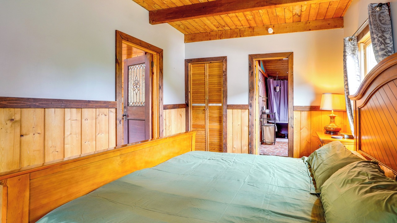 Photo of Bedroom in Brewery Gulch